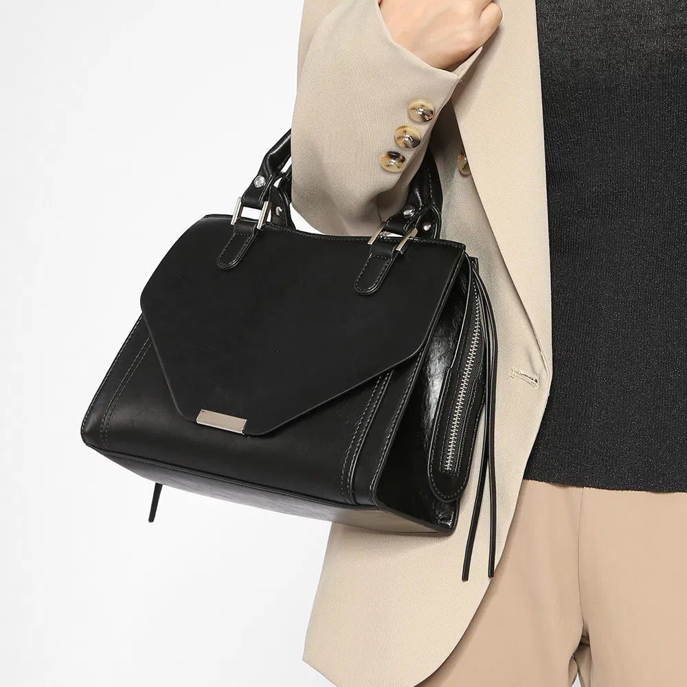 10 Seo-Optimized Product Name Suggestions for Your Handbag: