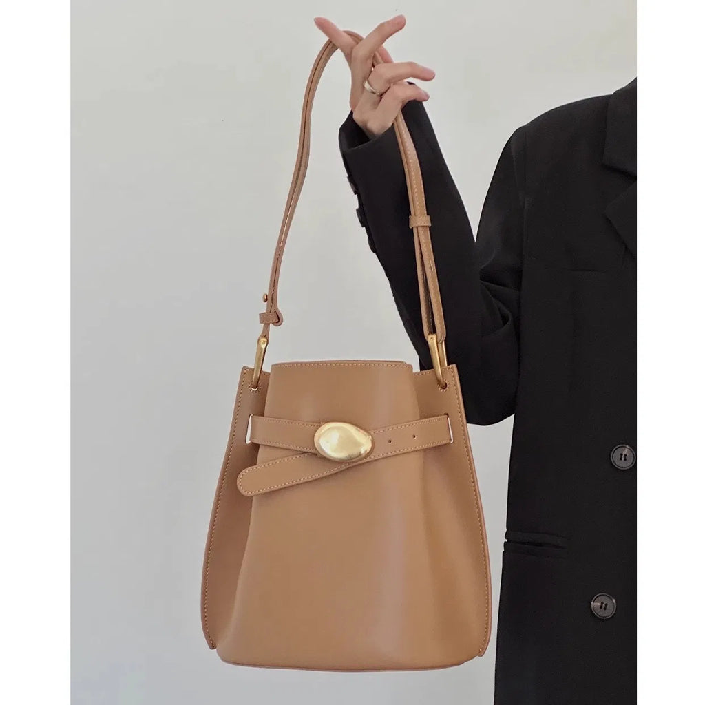 Cowhide Bucket Bag Female Ins Wind Shoulder Oblique Span Handbag Underarm Commuting Bag