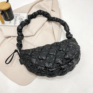 (V1038) a Large Dumpling Bag L Autumn and Winter All The Pieces