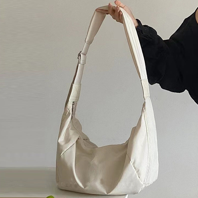 (V1042) 2023 Autumn and Winter New Large Capacity Dumpling Bag