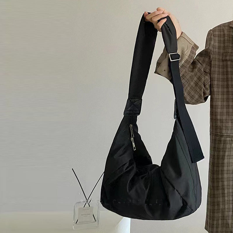 (V1042) 2023 Autumn and Winter New Large Capacity Dumpling Bag