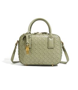 (V1043) Handmade Woven Pillow Bag, Horizontal Square Shoulder Crossbody Handbag, Fashion Comm
