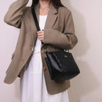 (V5578) Women's Bag Small Handbag Multi-Layer Large Capacity Single-Shoulder Crossbody Bag Fashionable Multi-Layer Handbag for Women on The Go