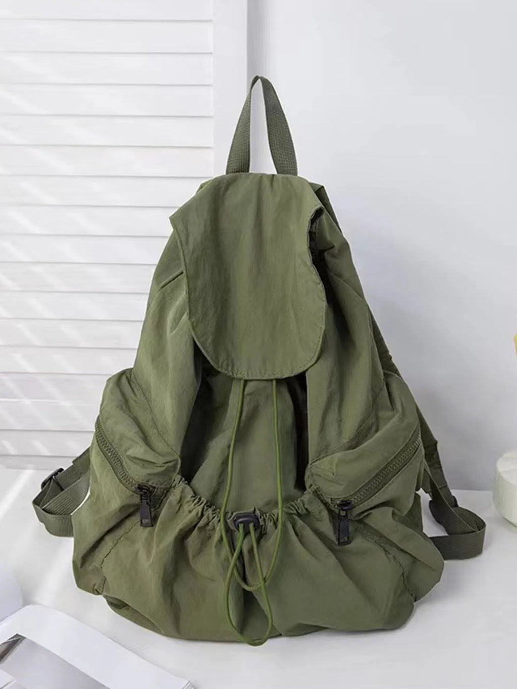 (V5707) Fashion Backpack Practical Large Capacity Drawstring Design Niche Casual Lightweight Men and Women Can Carry Washed Fabric Backpack