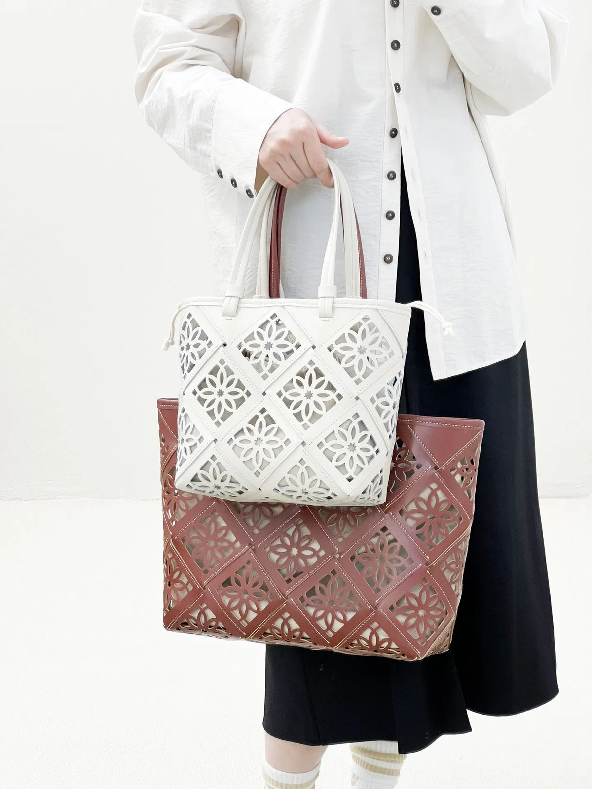 (V5931) New Small Tote Bag Hollow Basket Women's Bag Women's Beach Bag Leather High-End Handbag Mini Handle