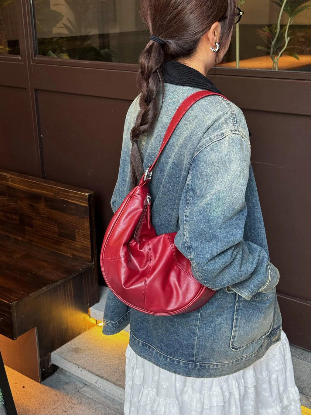(V5938) The First Layer of Cowhide Dumpling Bag Fashion Casual Advanced Sense Soft Cloud Crescent Bag Large Capacity Leather Crossbody Armpit Bag