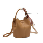 (V5950) Genuine Leather Camera Bag, Niche Design, Red Bean Paste Powder Bag, New Style for Women, Crossbody Bag for Going out to Work