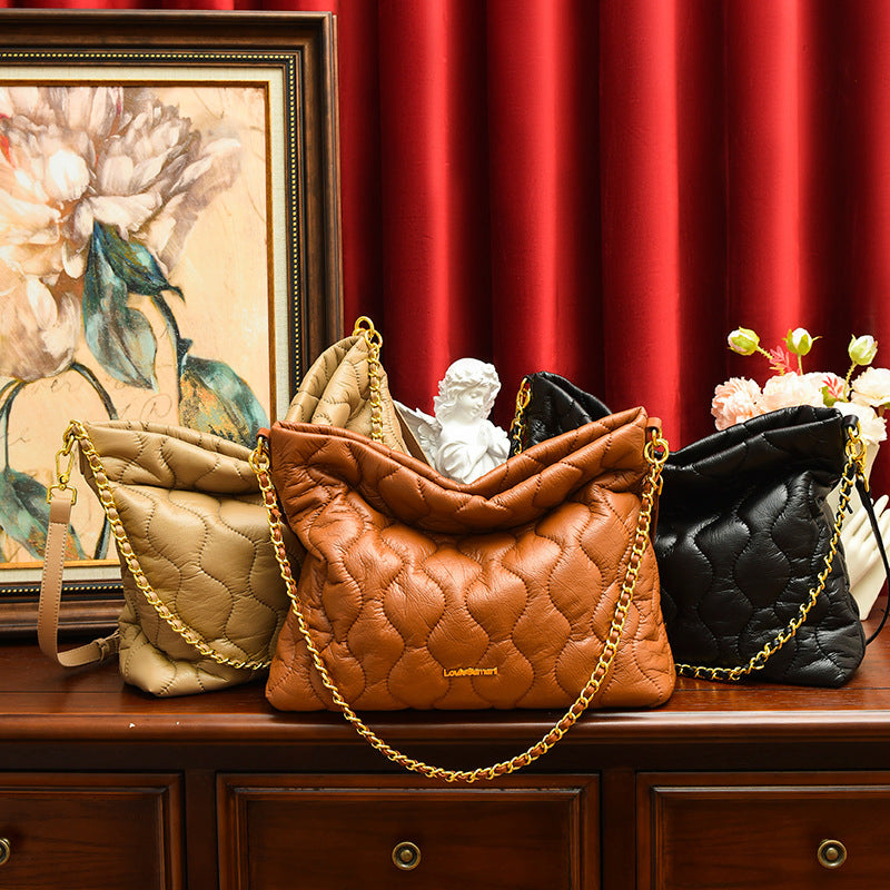 (WD13580) High Quality Embroidered Puffy Tote Bag