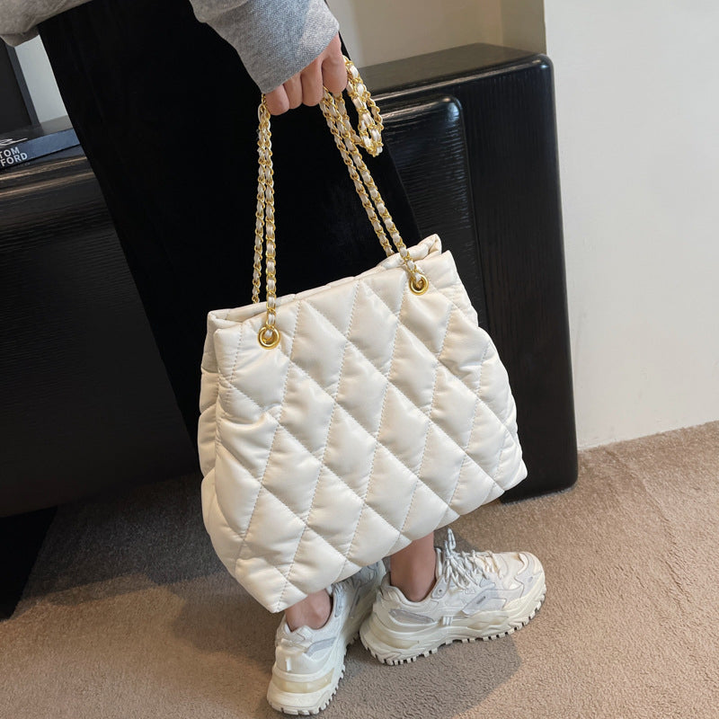 (WD4046) Single Shoulder Crossbody Bag with Diamond Check Embroidery Chain