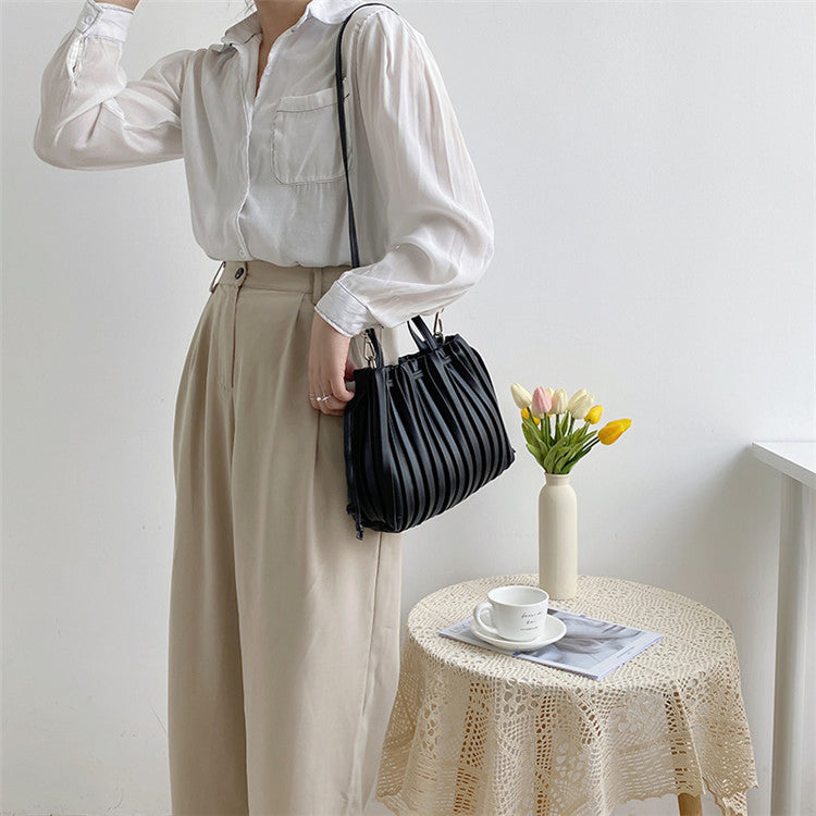 (WD4059) Bag Female Bag New Fashion Creative Crossbody Bag PU Hand Pleated Bag Female