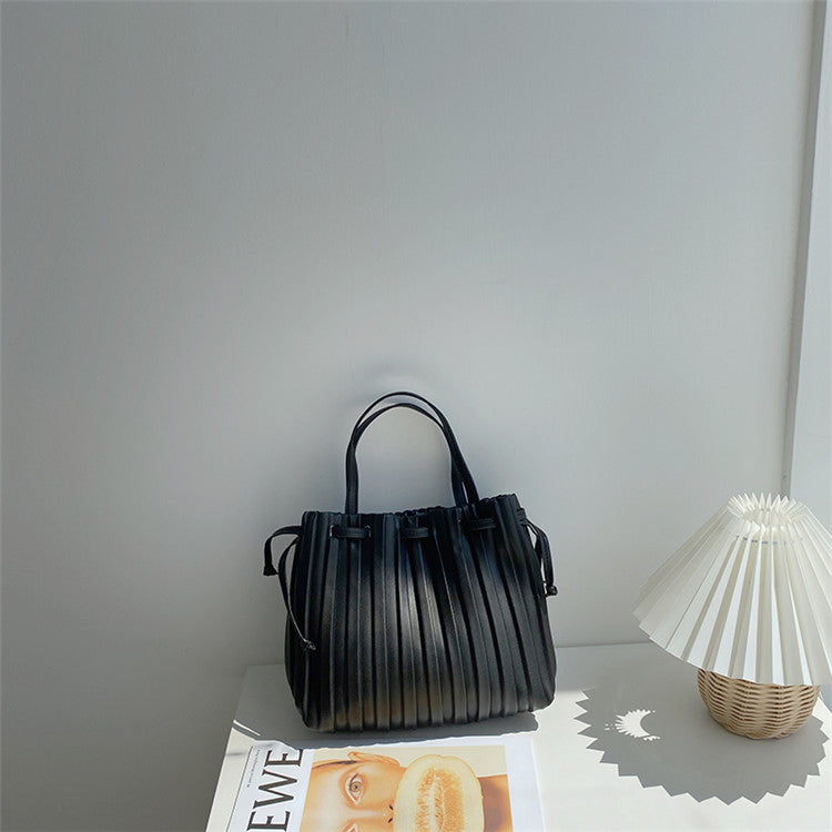 (WD4059) Bag Female Bag New Fashion Creative Crossbody Bag PU Hand Pleated Bag Female